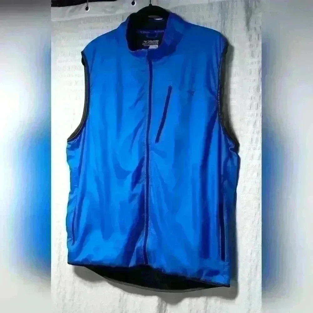 Mizuno Performance  Breath Thermo Running Vest. Men's size XL